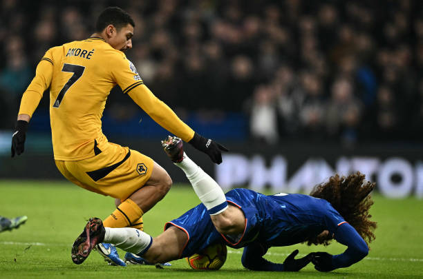 俱乐部队医 俱乐部队医